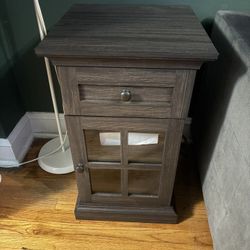 END Table With Drawer And Cabinet 