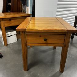 End tables 