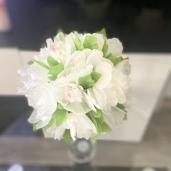Artificial Peonies Ball In Glass Vase