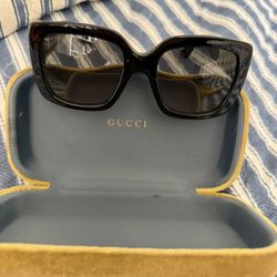Gucci Sunglasses 