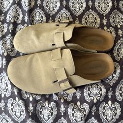 Good fellow suade sandals