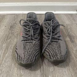 Size 9 Men’s Yeezy 350 Boost Beluga 2.0  