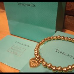 Bracletes With Box And Bag 