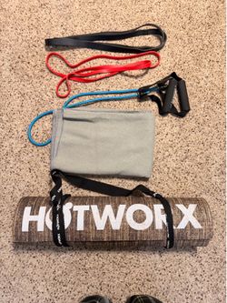HOTWORX Mat and Bands - Rarely Used