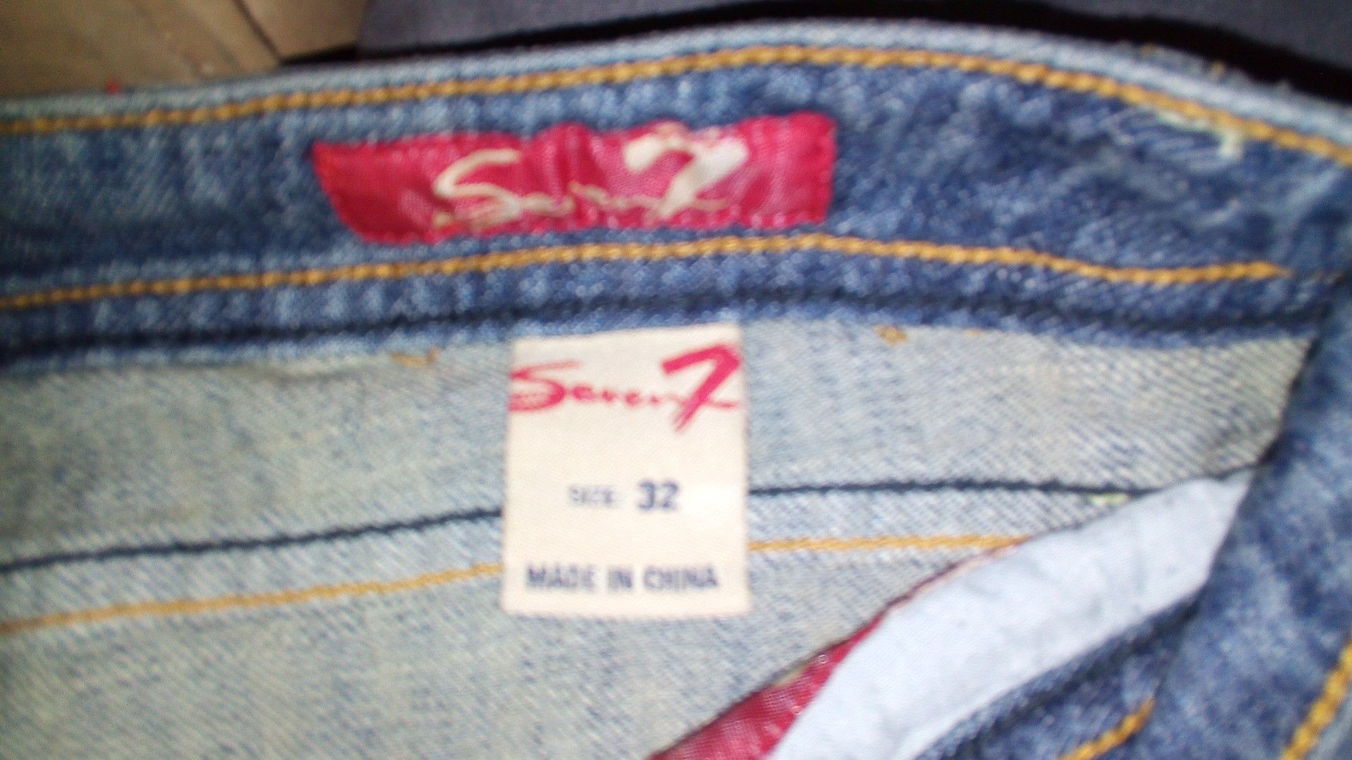 Sz 31 Seven jeans