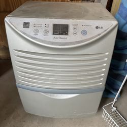 Dehumidifier 