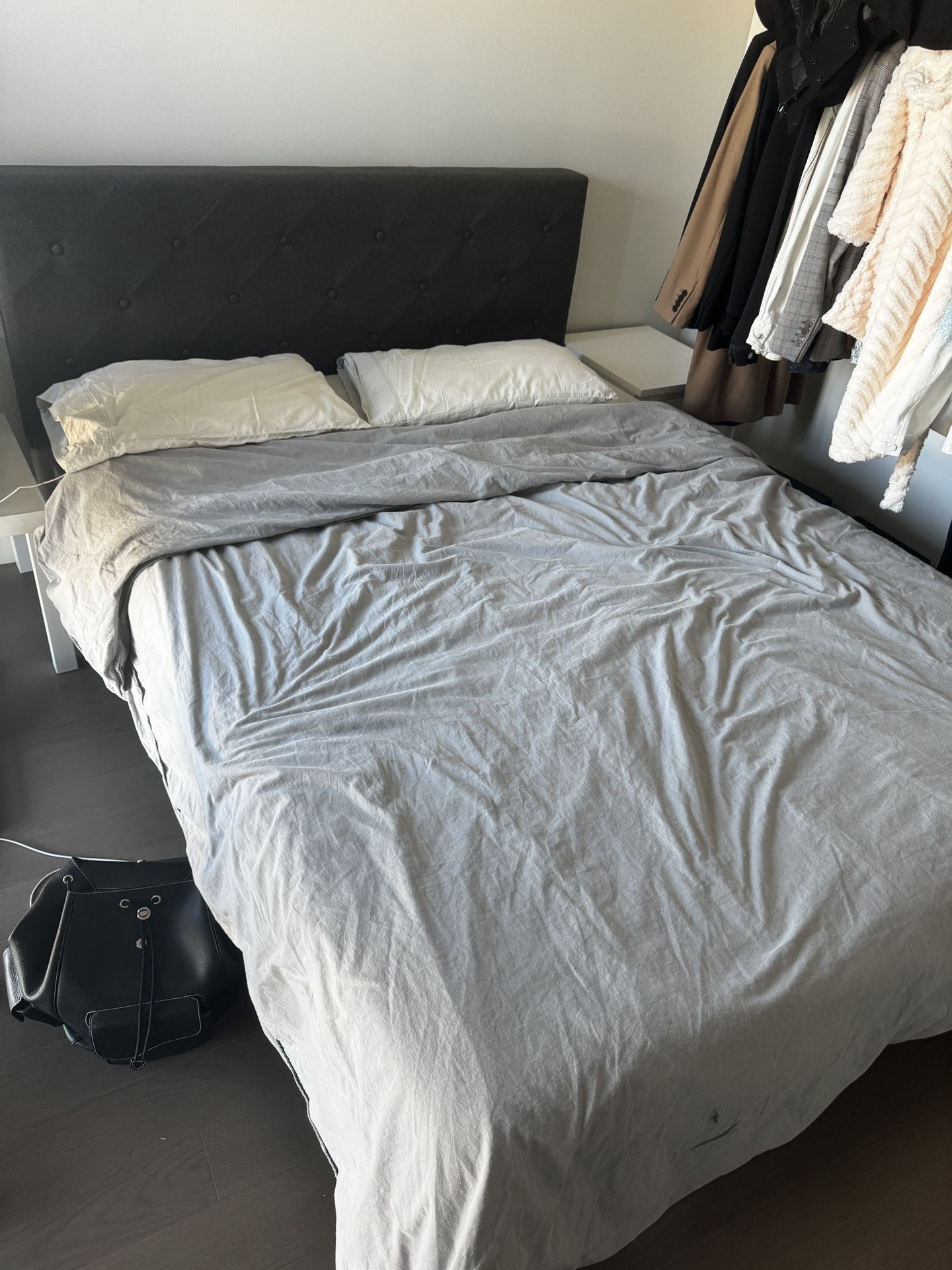 Upholstered Queen Bed Frame with Mattress – Pickup in Long Island City,New Products : American Fashion Style Bags On Sale