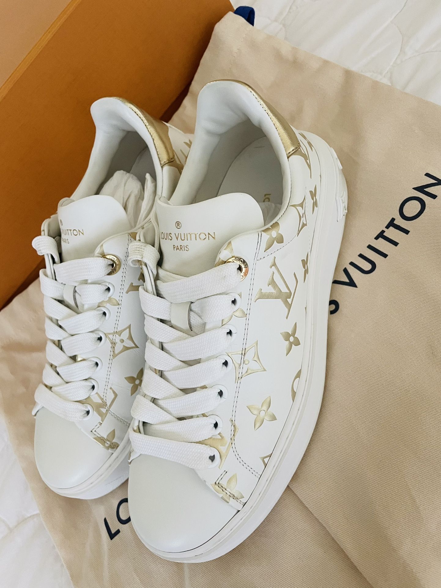 Louis Vuitton Woman Sneakers