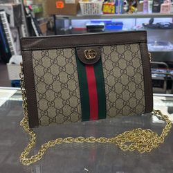 Gucci Crossbody Purse In Great Condition