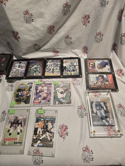 Deon Sanders card collection
