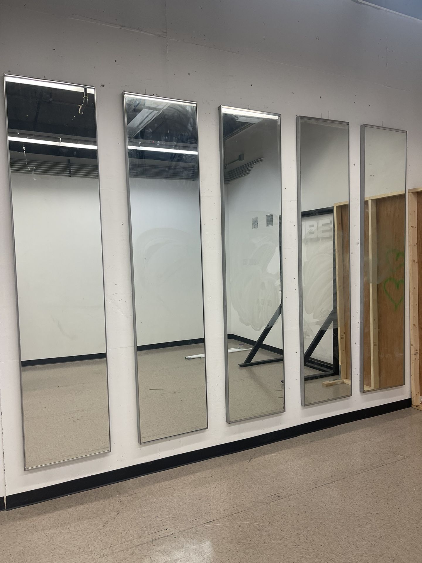 Large mirrors With Frames 