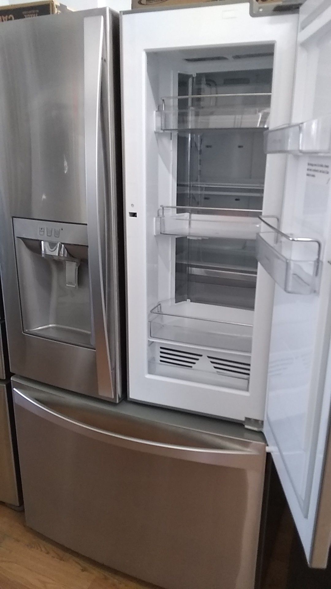 Kenmore elite 795.74053.411 COUNTER DEPTH grab N go Refrigerator