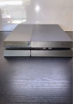 PS4 Console