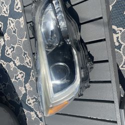 2016 Subaru Headlight 