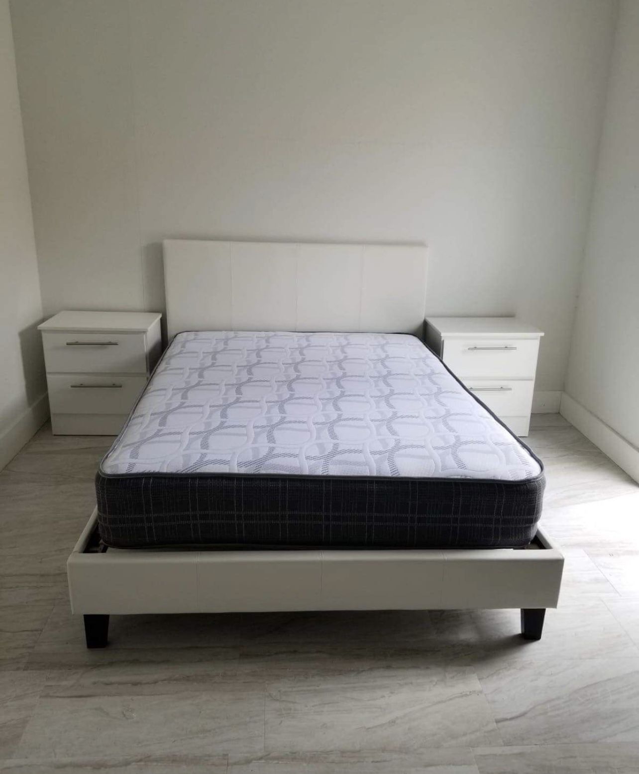 Bedroom Set - Juego De Cuarto
