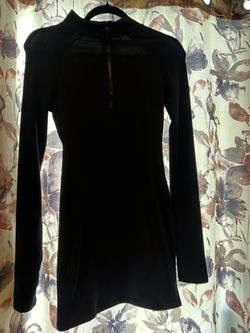 Small Black Long Sleeve Mini Dress