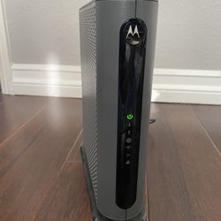 Motorola  DOCSIS 3.0 Modem and Router