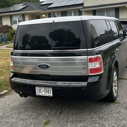 2009 Ford Flex SE