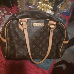 Authentic Louis Vuitton Purse