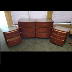 Dresser And 2 End Tables