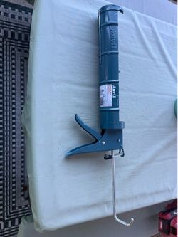 Caulking gun (29oz)