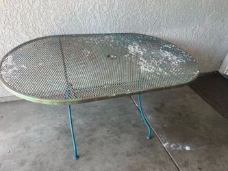 Metal Table needs pain