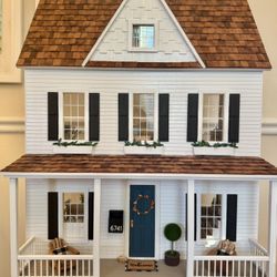 Custom Heirloom Dollhouse