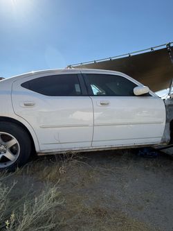 2006 to 2010 Dodge charger port out