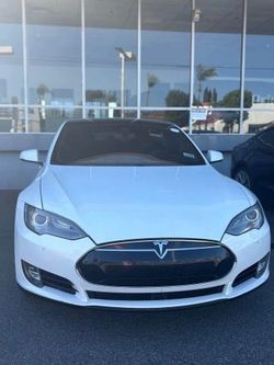 2014 Tesla Model S