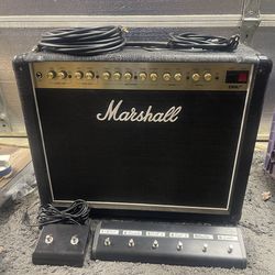 Marshall DSL40 CR2 with 2 footswitch pedals