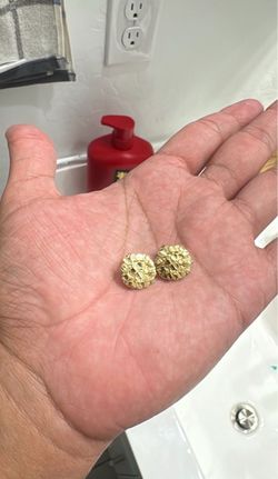 Gold jewlery