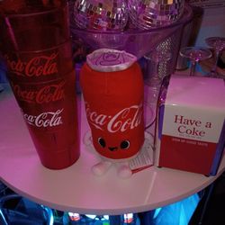 RETRO COCA-COLA THINGS