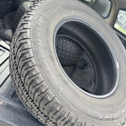 Michelin tires 17”, LTX A/T 2