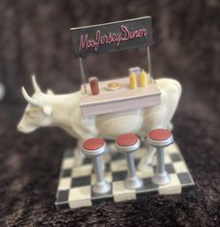 Moo Jersey Diner. #10248 Cow Parade Westland 