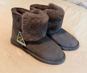Australian Made Sheepskin EMU Boots