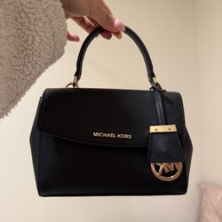 Black Michael Kors Purse