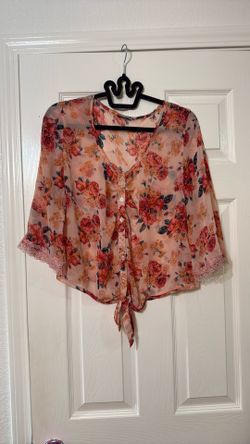 Super cute pink flowered blouse size large
