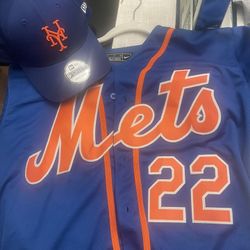 JUAN SOTO 22 NEW YORK METS JERSEY WITH FREE HAT 