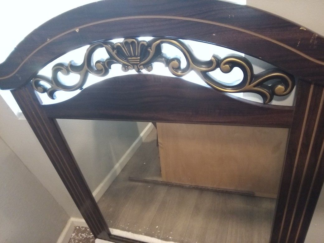 Mirror 