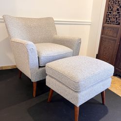 Chair With Ottoman 