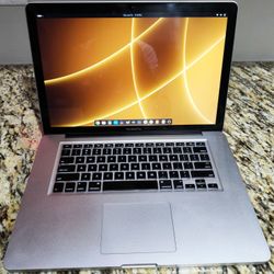 MacBook Pro 15" - New OS - i7, 16gb ram, 256 ssd