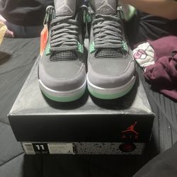 Jordan 4 Green Glow