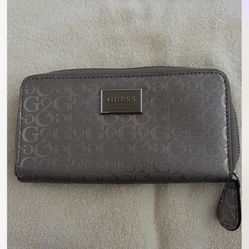 Guess Wallet
