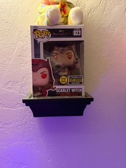 Funko Pop Scarlet Witch #823 Glow in the Dark