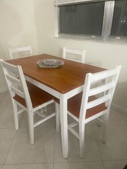 Rectangle wood table with 4 chairs