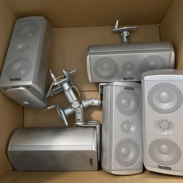 Infinity 5.1 Surround Sound Speakers with Sub for Sale in Orlando, FL