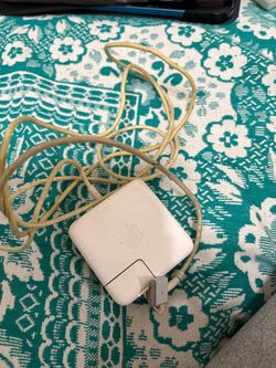 Apple MagSafe MacBook Charger