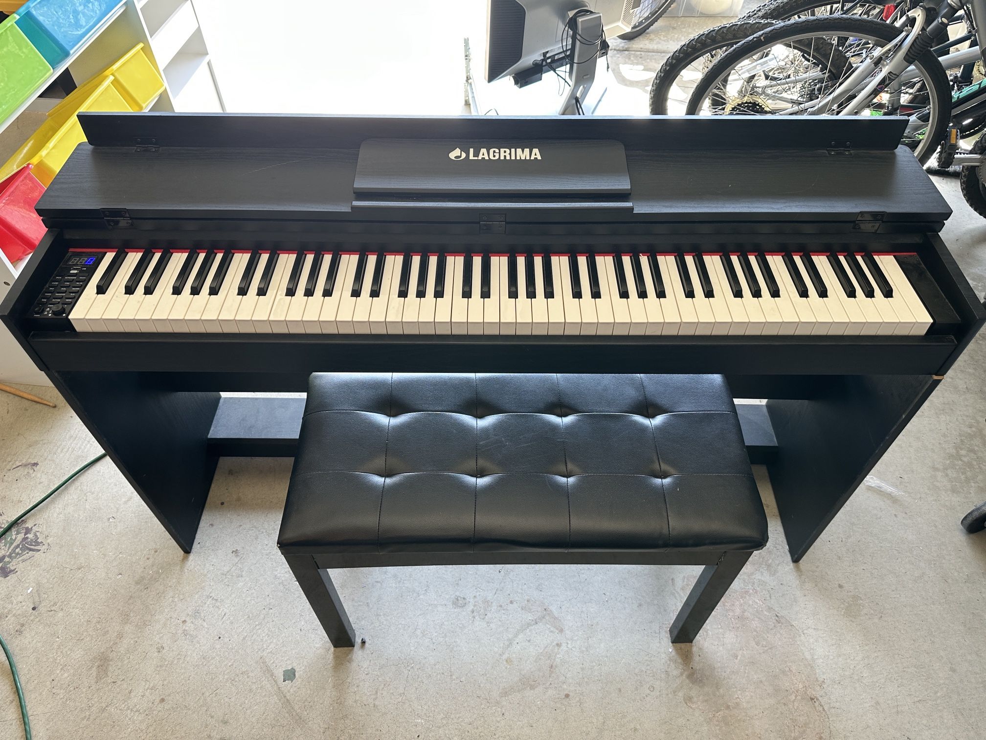 Electronic Piano / Keyboard and Bench - Lagrima