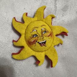 Vintage Annalee sun felt pin figure collectable decor retro