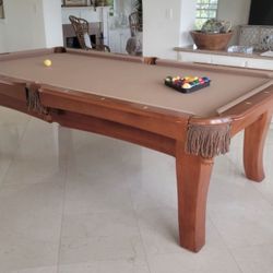 Pool Table 8ft ( Free Delivery & Set Up ) 
